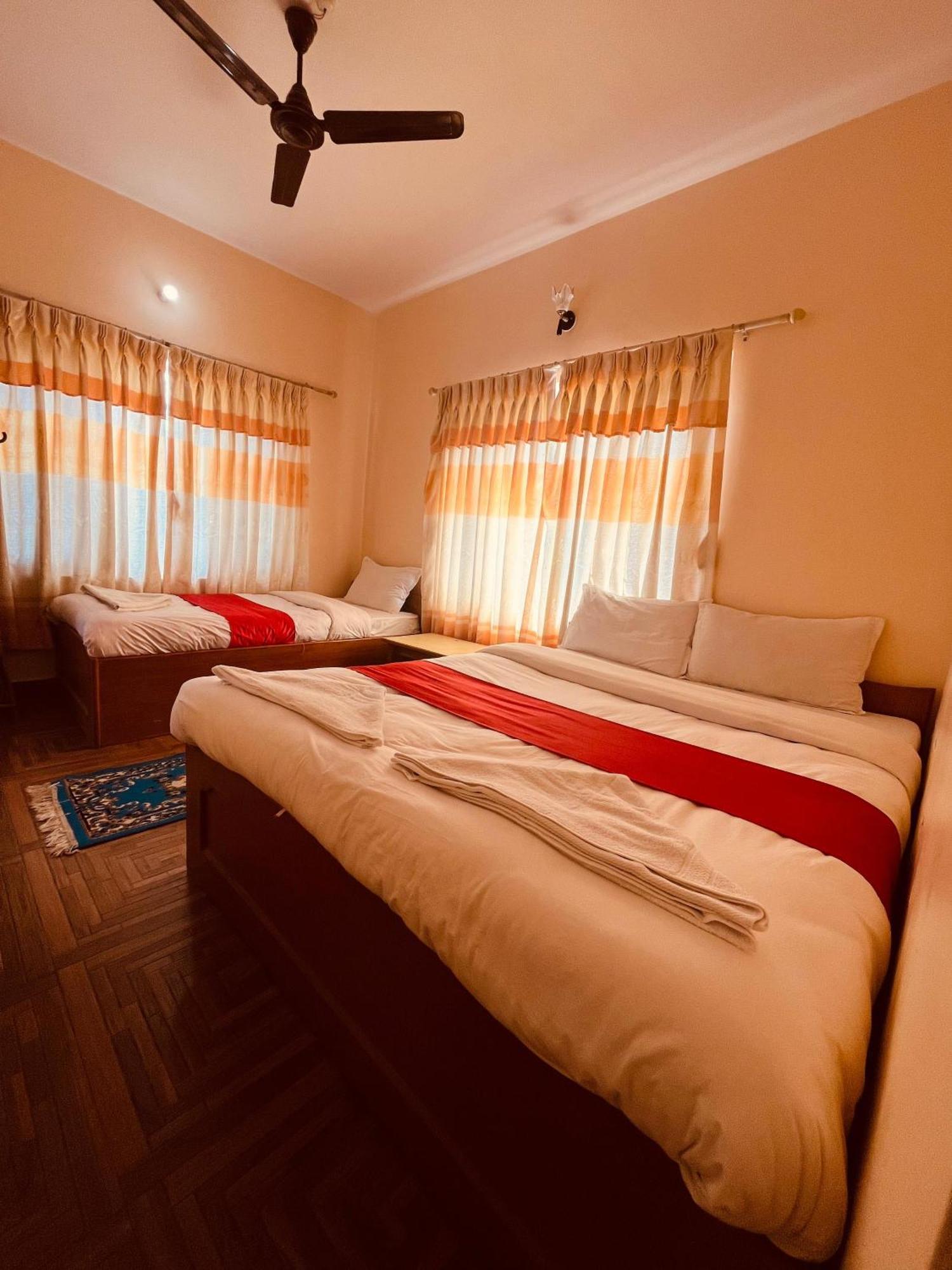 Hotel Global Inn Ποκάρα Εξωτερικό φωτογραφία