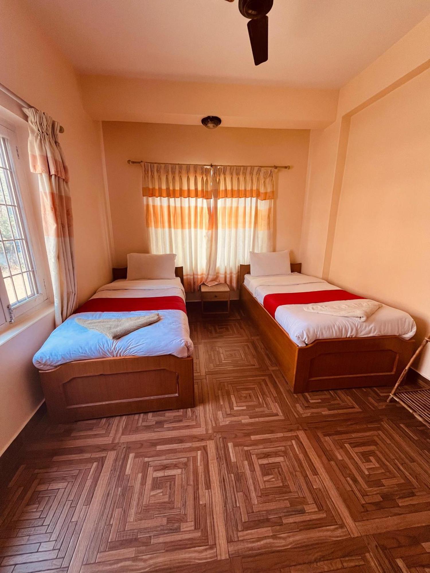 Hotel Global Inn Ποκάρα Εξωτερικό φωτογραφία